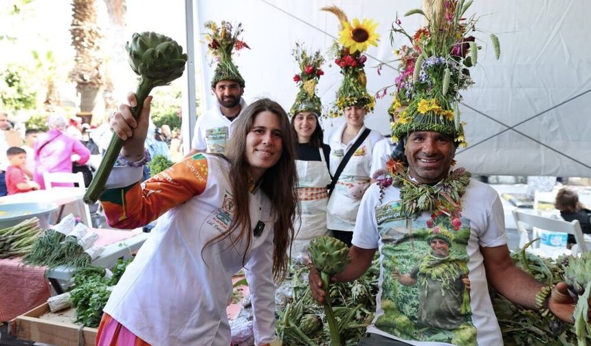 Alaçatı Ot Festivali yüz binlerce ziyaretçiyi ağırladı