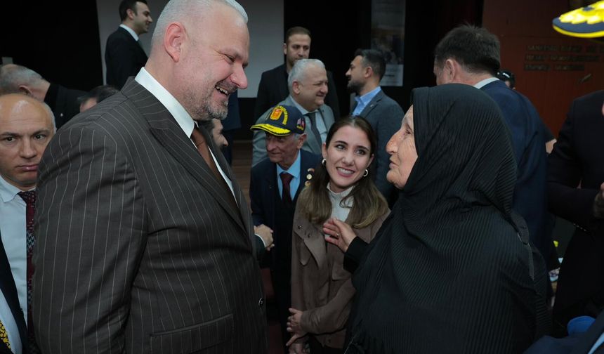 Menemen’de yaşlılara yönelik 'HEP Yanında' projesi tanıtıldı