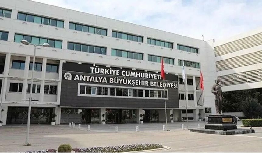 Muhittin Böcek’in danışmanı ve çalışanı tutuklandı