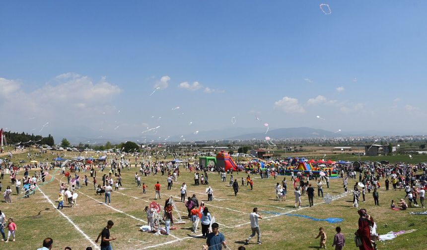 Torbalı’da 18. Uçurtma Şenliği gökyüzünü renklendirecek