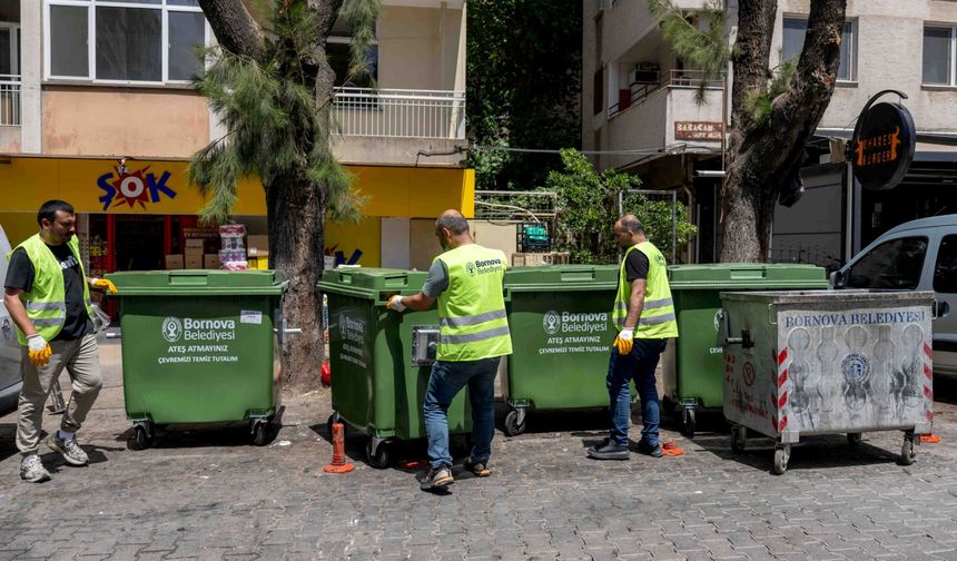Bornova’da temizlikte yeni dönem: 325 yeni konteyner hizmete alındı