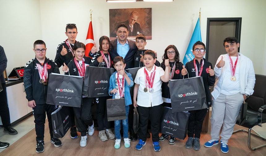 Aliağa’nın özel sporcuları başarılarıyla gururlandırdı