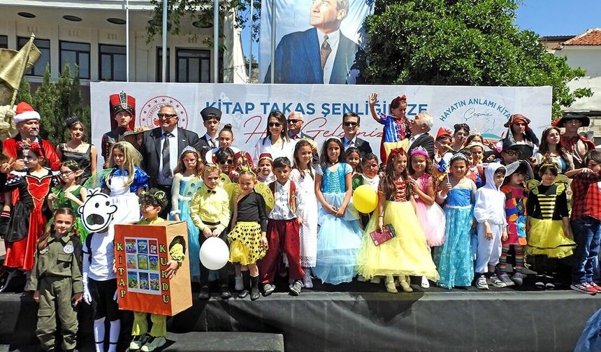 Çeşme’de gelenek bozulmadı, şenlik kapılarını açtı!