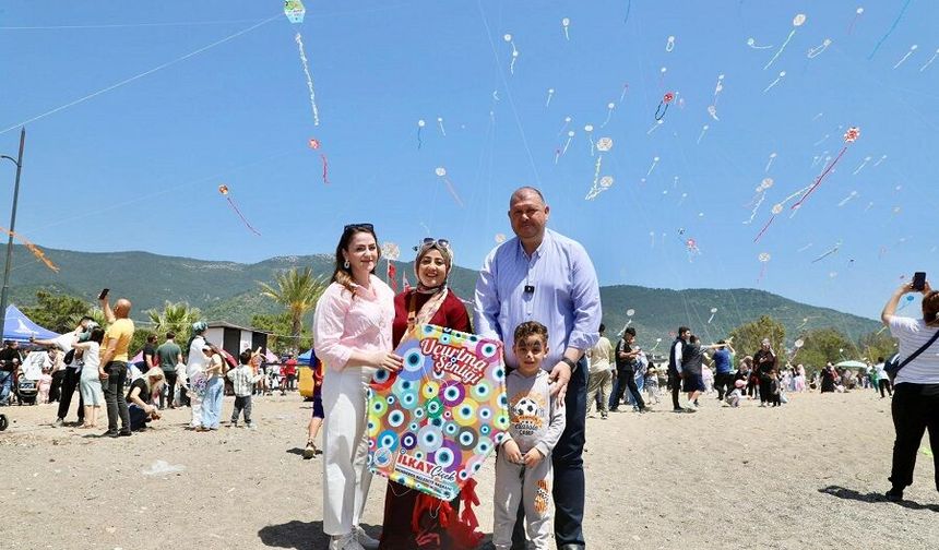 Menderes Uçurtma Festivali’nde gökyüzü renklendi