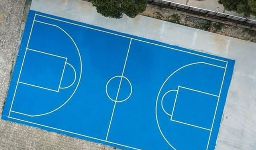 Yarımadanın ilk profesyonel sahası yükseliyor