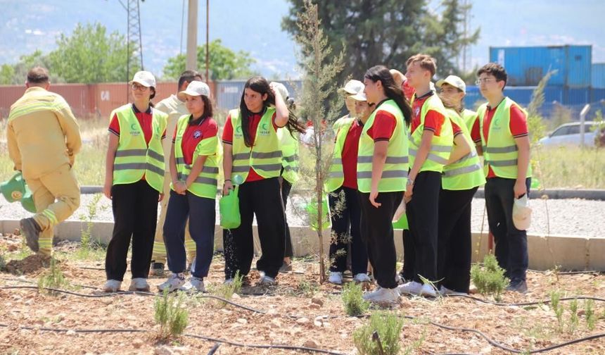 Toprakla gelen şifa: Kemalpaşa’da yaşam köyü açıldı!