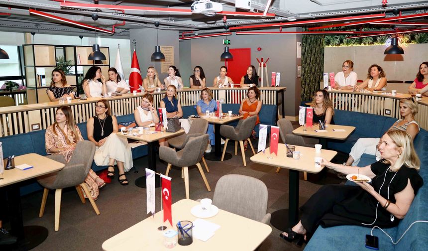 EGİKAD Talks’da gündem ‘Dijital Dünya’