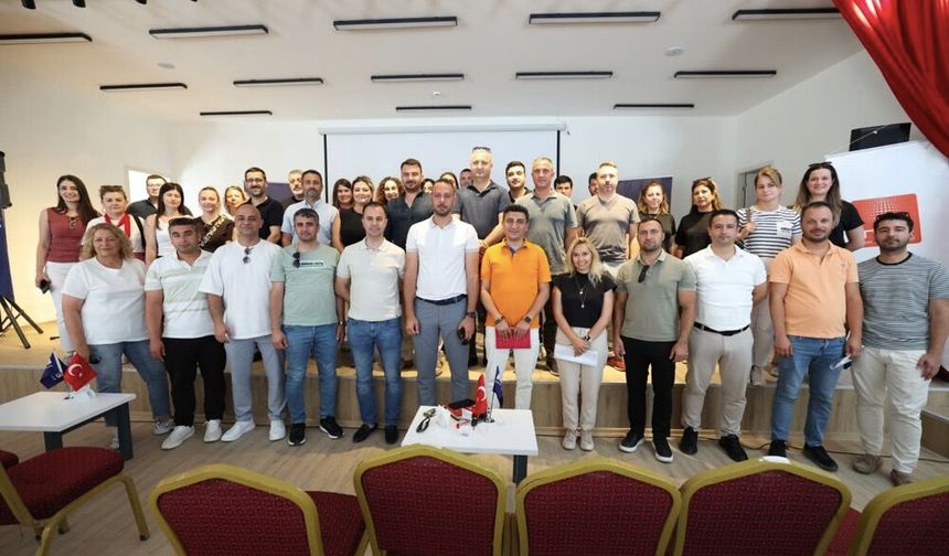 Çeşme'de hizmet seferberliği: 153 personelle dev eğitim!