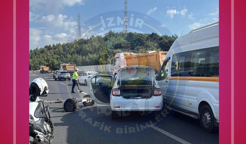 İzmir çevreyolunda kaza: Balçova viyadüklerinde trafik yoğunluğu
