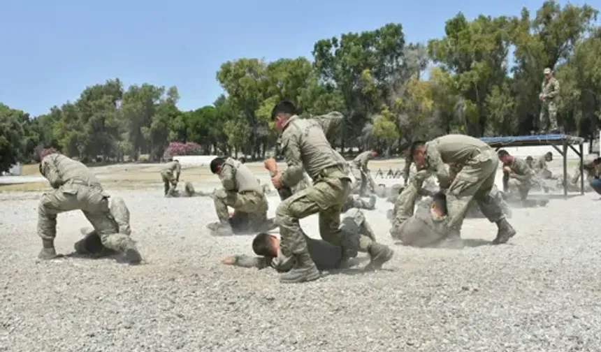 Urla'da nefes kesen askeri eğitim!