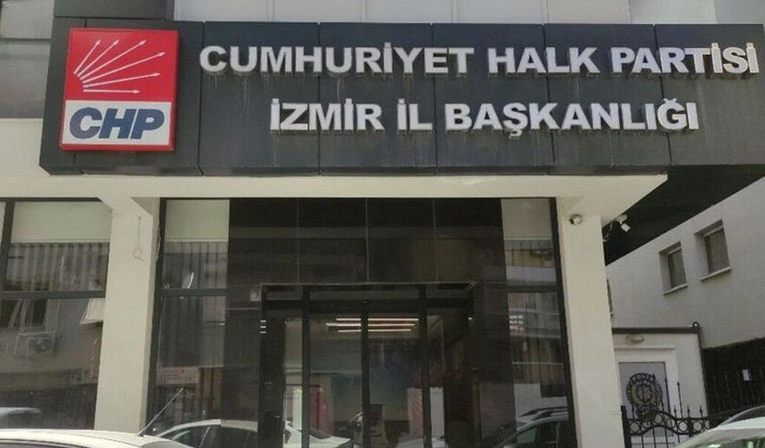 CHP Narlıdere'de toplu istifa: Yönetim dağıldı