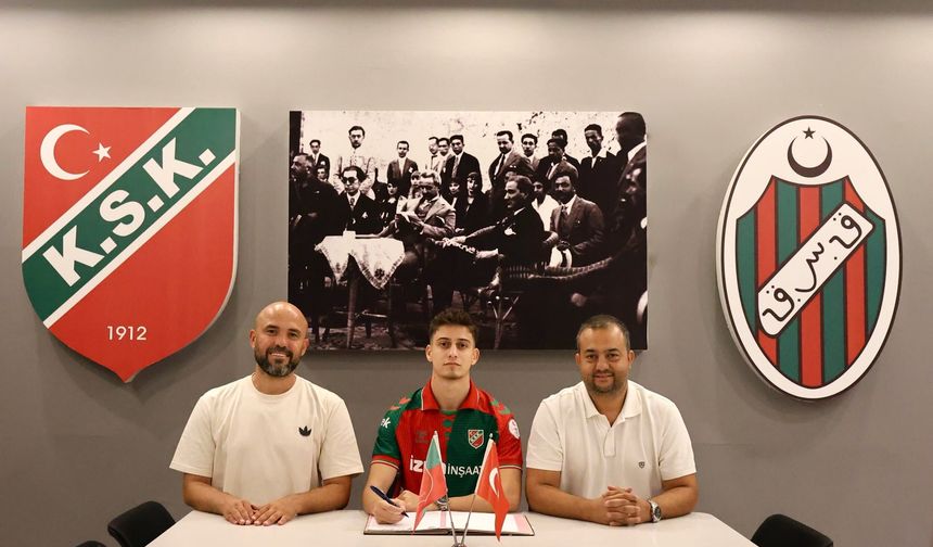 Karşıyaka'da Arda Baran Eren profesyonel oldu