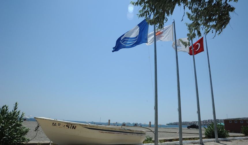 Seferihisar 2026 sezonunda da 10 Mavi Bayrak'ı korudu