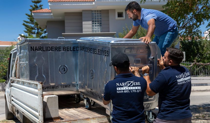 Narlıdere’ye 200 yeni çöp konteyneri desteği!