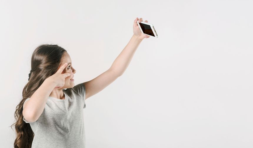 Çocuğunuzun ilk fotoğraf paylaşımında 5 kritik nokta