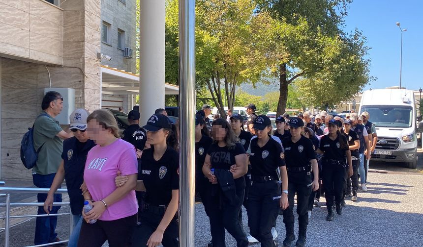 Muğla'daki FETÖ operasyonunda 10 şüpheli serbest