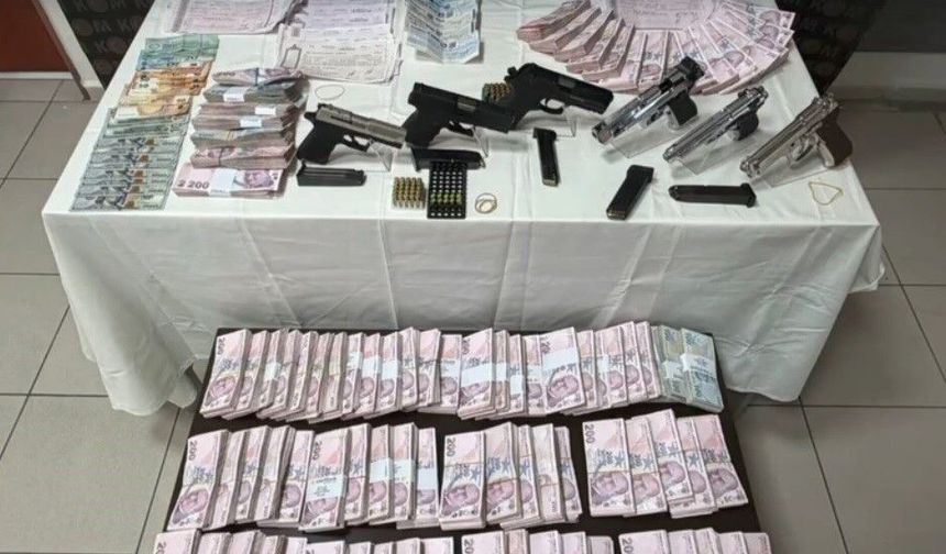 Galeriden tefecilik çıktı! 8 kişi yakalandı!