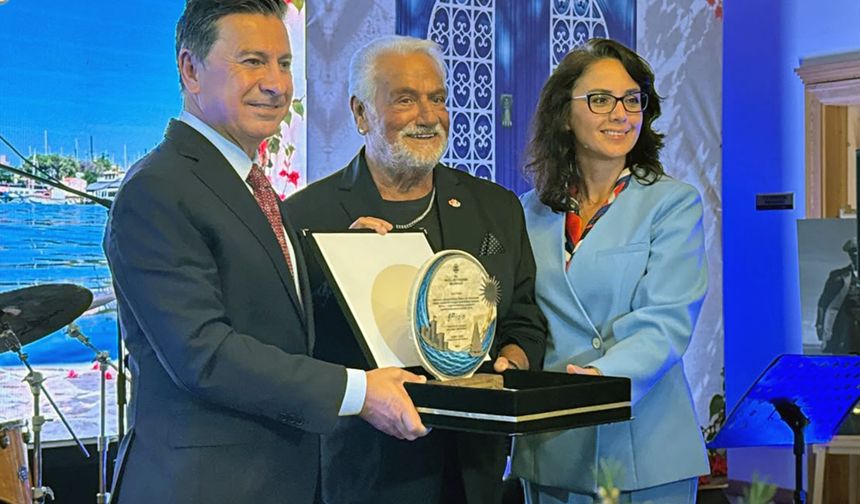 Bodrum’un simge ismi Fedon’a anlamlı takdir