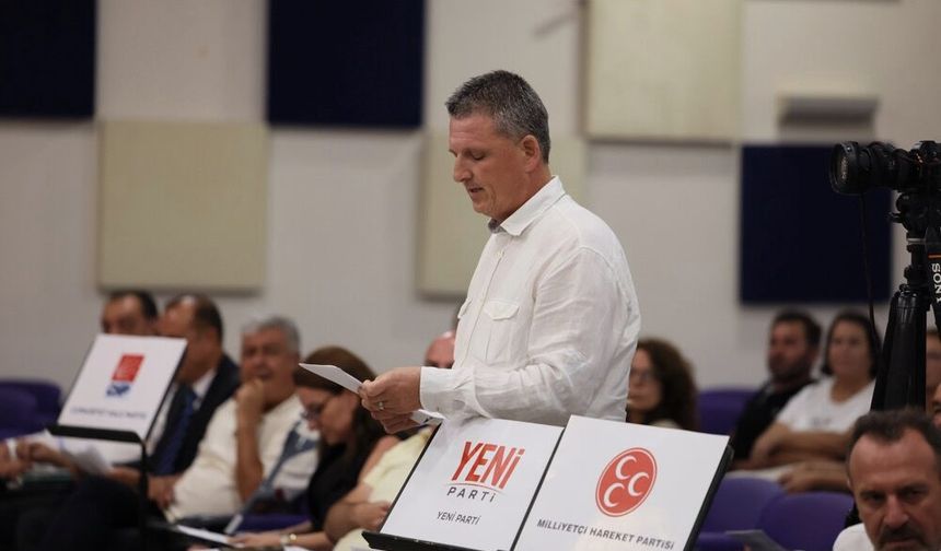 Çeşme Meclisi’nde sokak hayvanları ve gençler için kararlar