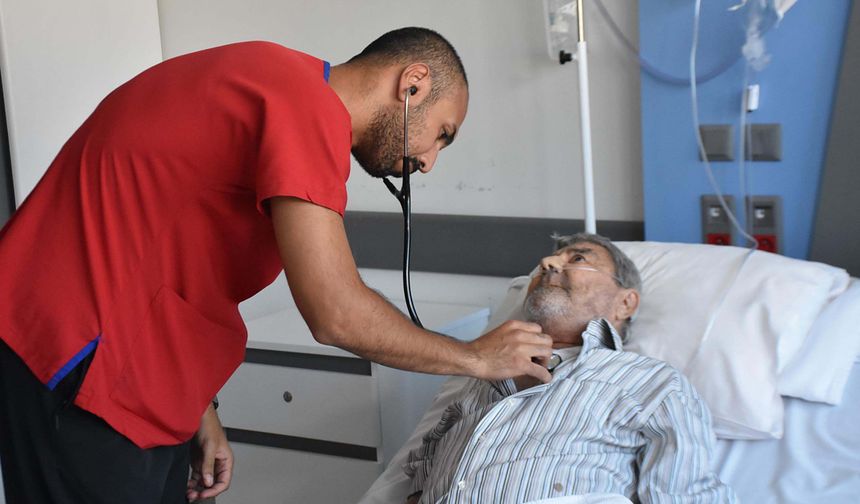İzmir’de kalbe köprücükten müdahale!