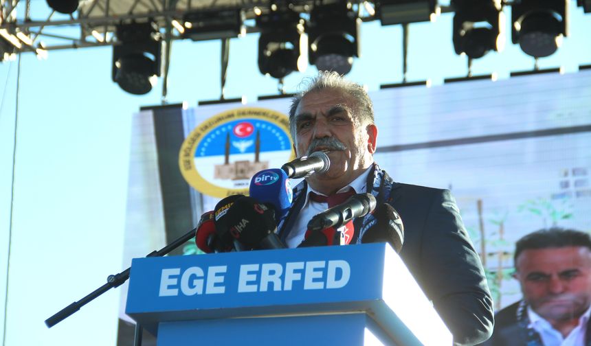 Bakan Tekin’den İzmir’de Erzurum mesajı