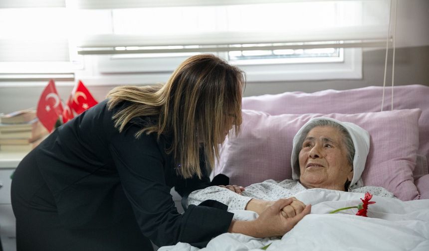 Güzelbahçe’nin çınarlarına anlamlı ziyaret