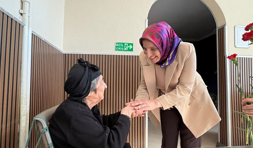 Menderes Belediyesi’nden huzurevi ziyareti