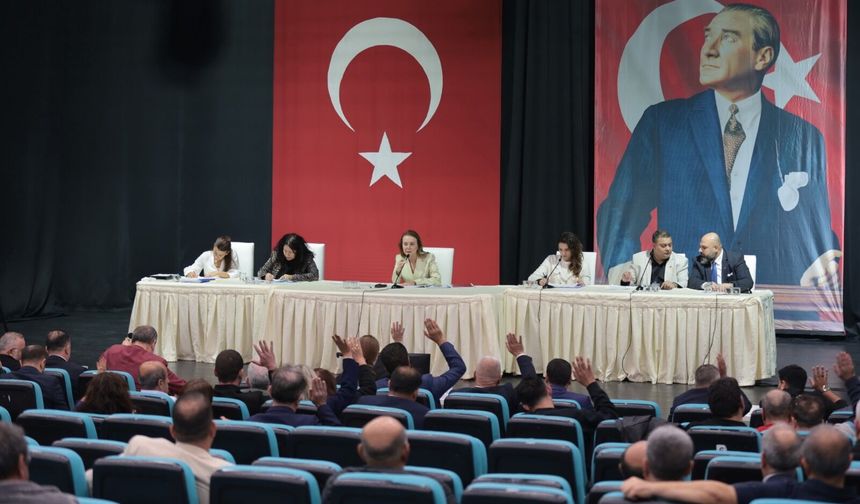Konak’ta mahalle sınırları yeniden çizildi