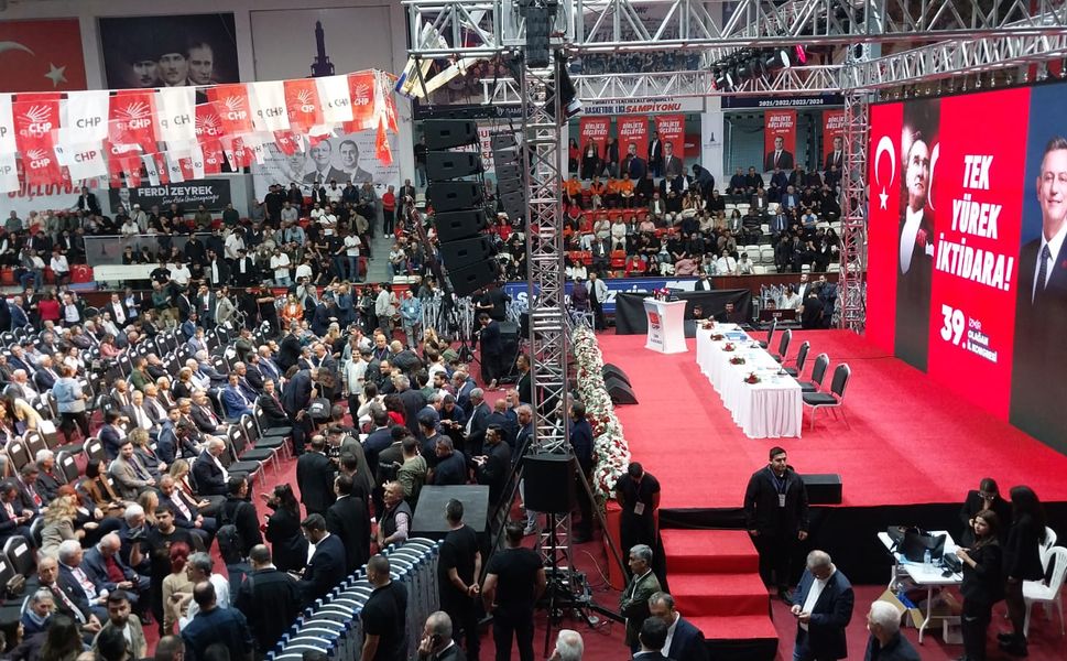 CHP İzmir’de kongre günü: Aday değişti, seçim blok listeyle yapılacak