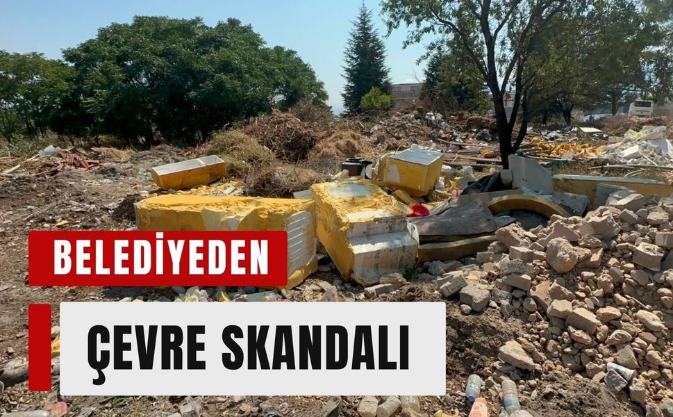 Kemalpaşa Belediyesi'nin arkasındaki görüntüler tepki çekti