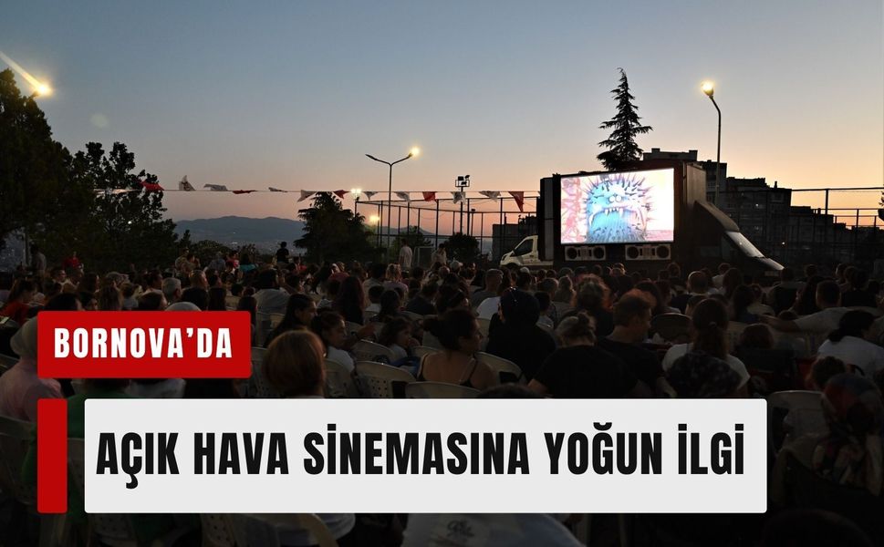 Bornova'da Açık Hava Sinemasına Yoğun İlgi