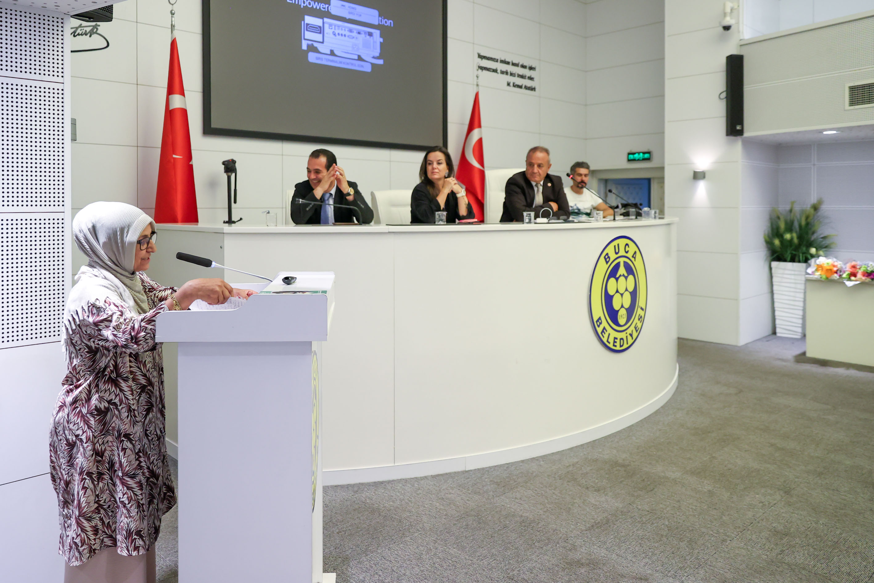 Buca'da Madde Bağimliliğina Karşi Topyekûn Mücadele Çağrisi (9)