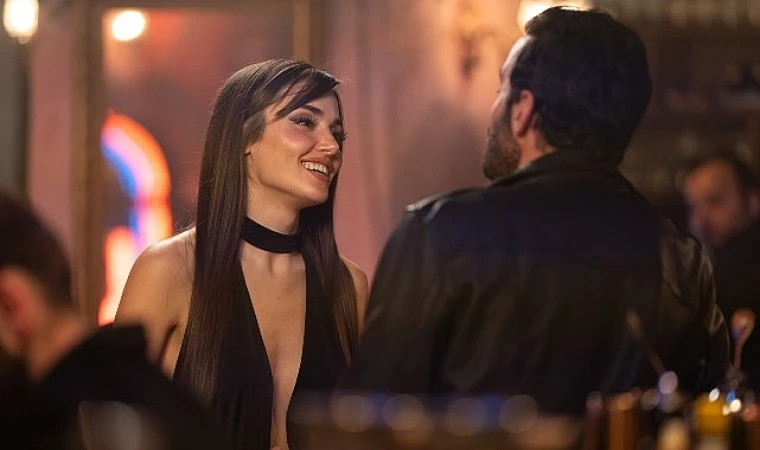 Hande Erçel (2)