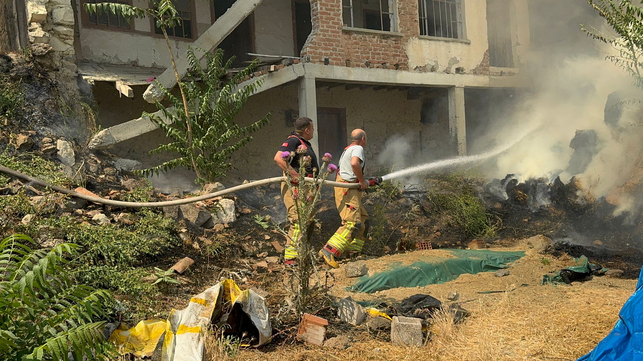 İtfaiyeden Aşırı Sıcak Uyarısı Yangın Riski Üst Seviyede (5)