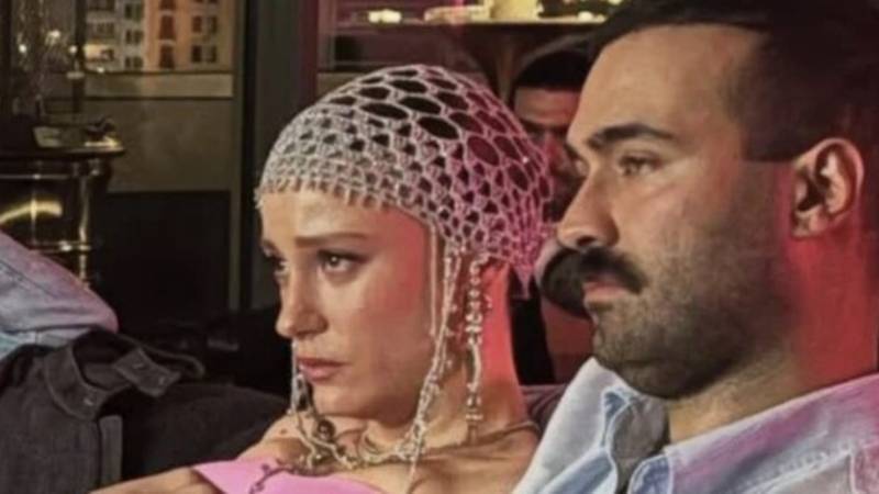 Serenay Sarıkaya Mert Demir (2)