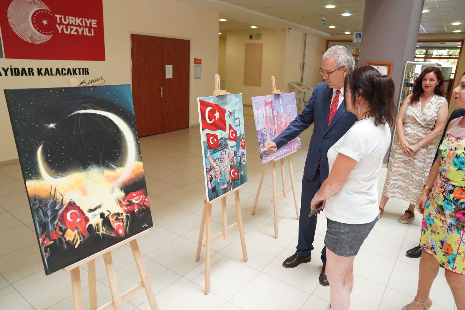 ++15Temmuzi̇letişim Fakültes Sergi (7)