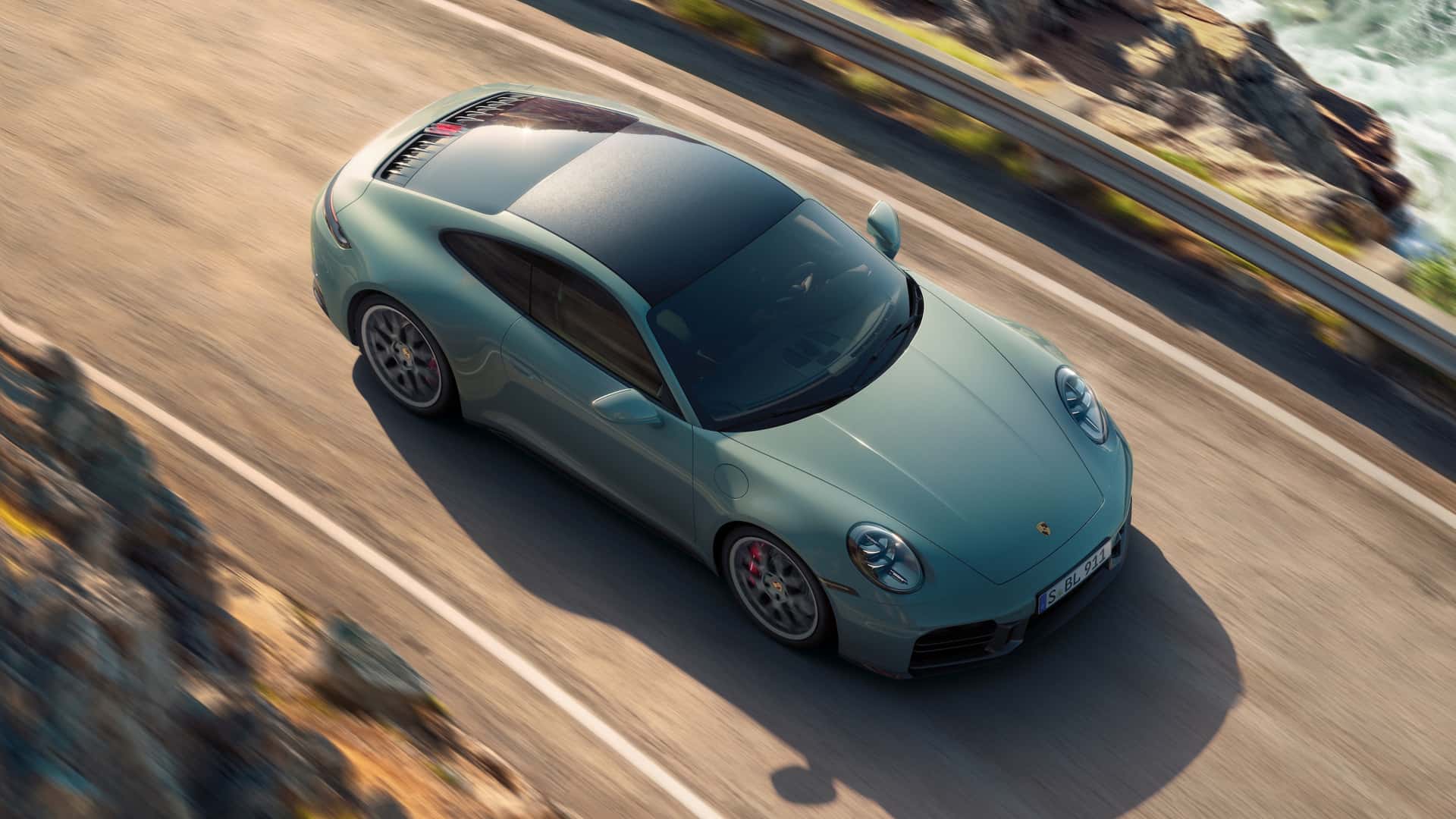 2026 Porsche 911 (1)