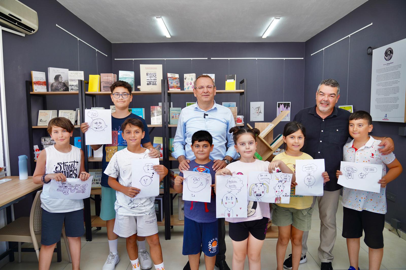 Ayvalık’ta Çocuklar Karikatür Atölyesi'ne Büyük Bir Ilgi Gösterdi (1)