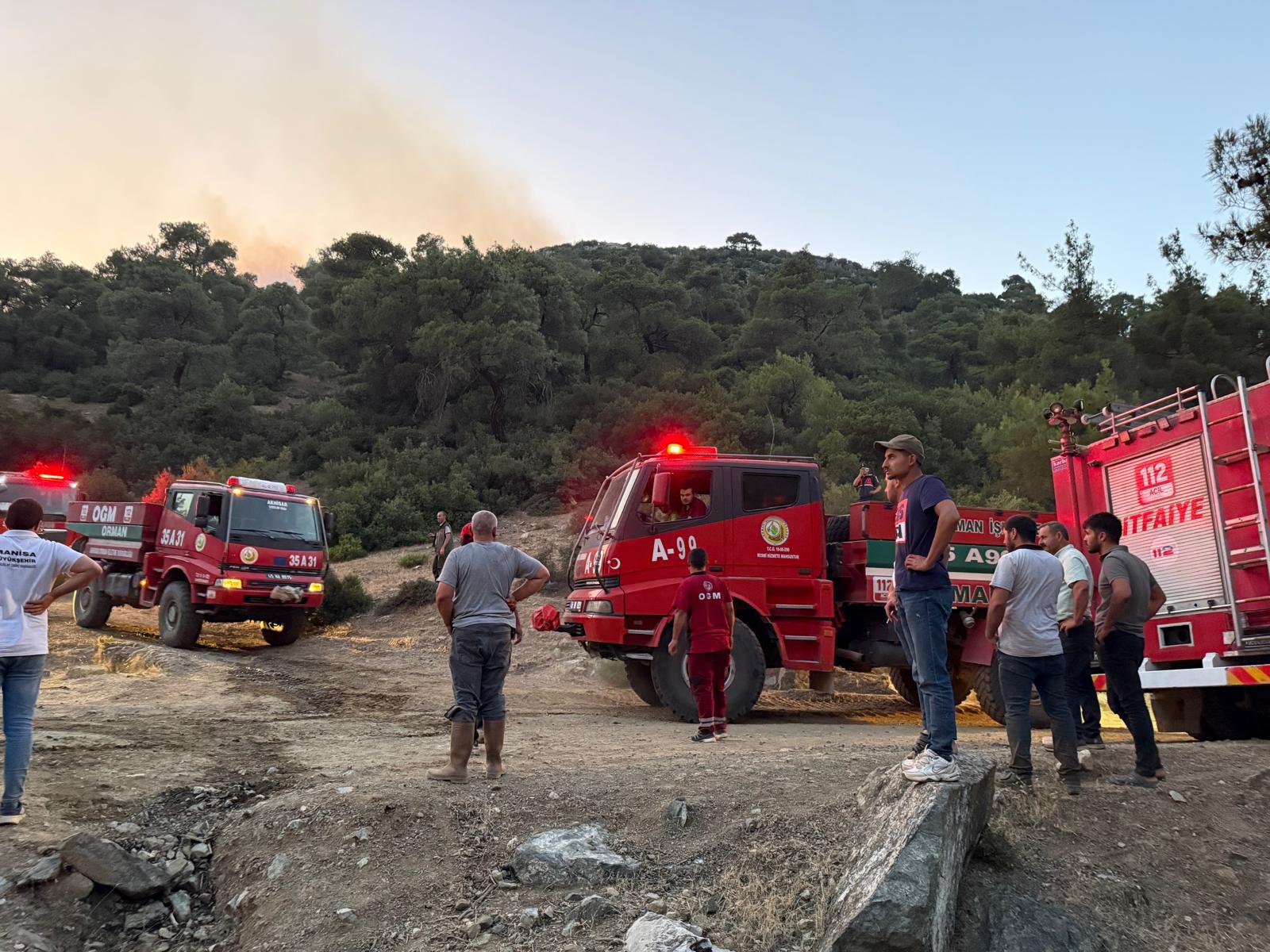 Başkan Dutlulu Yangın Bölgesinde İncelemelerde Bulundu (15)