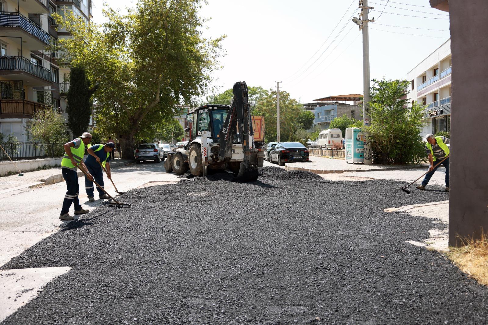 Bayraklı'da Asfaltlama Seferberliği (3)