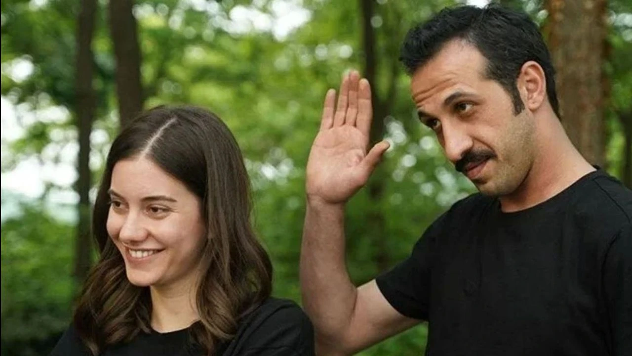 Beril Pozam Ile Ersin Arici Yali Capkini Oyuncularini Topladi Tum Kadro Istanbula Dondu 17240594765632