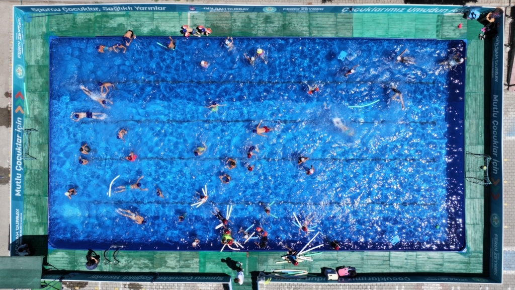 Büyükşehir’in Havuzları Çocuklarla Buluşuyor (3)