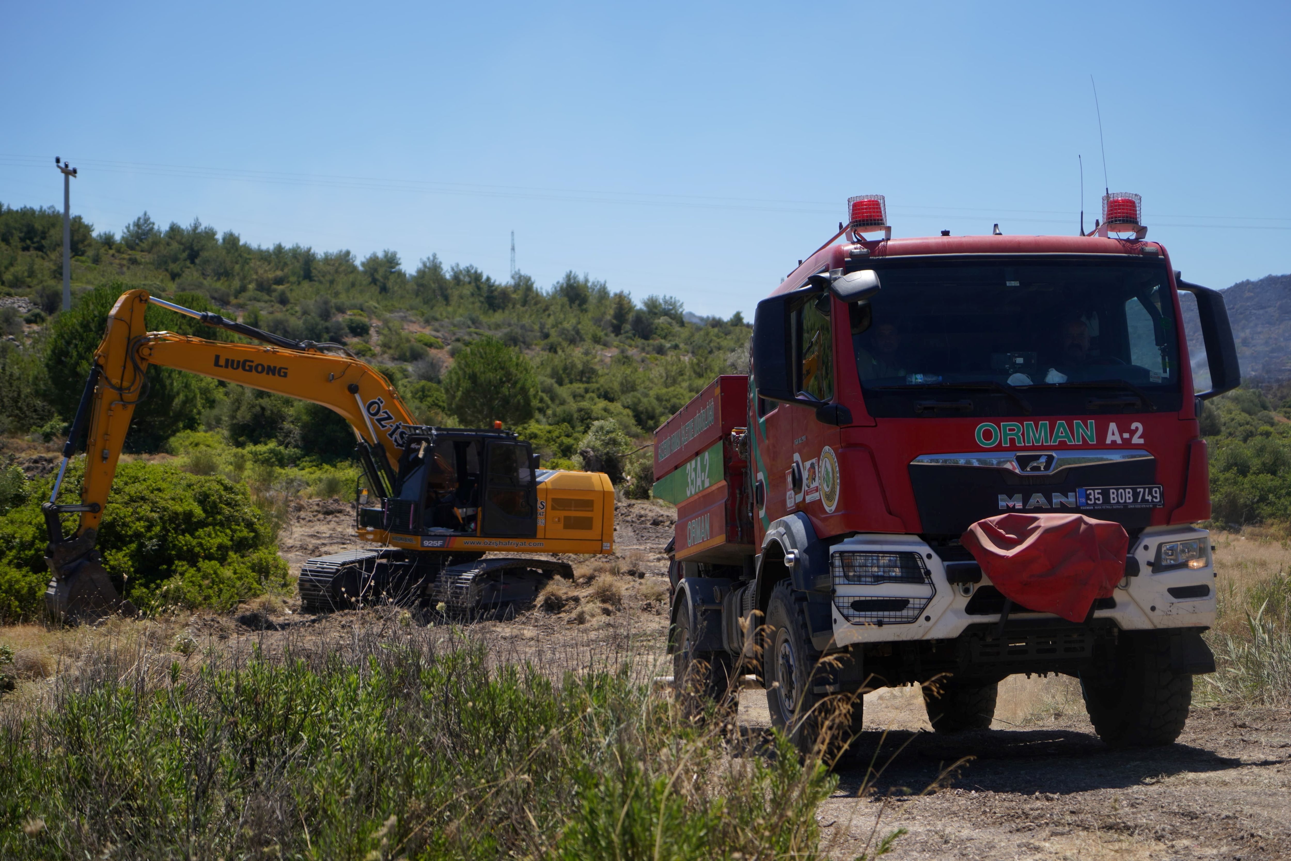 Çeşme’de Yangın 3. Gününde Büyük Ölçüde Kontrol Altına Alındı 2