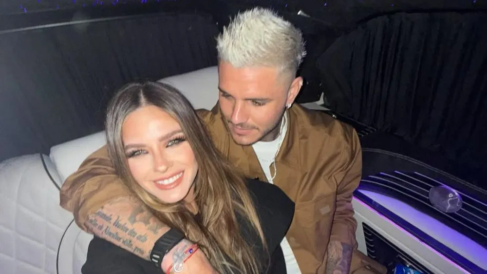 China Suarez Hem Istanbul A Hem De Mauro Icardi Ye Askini Dile Getirdi Vzqn W