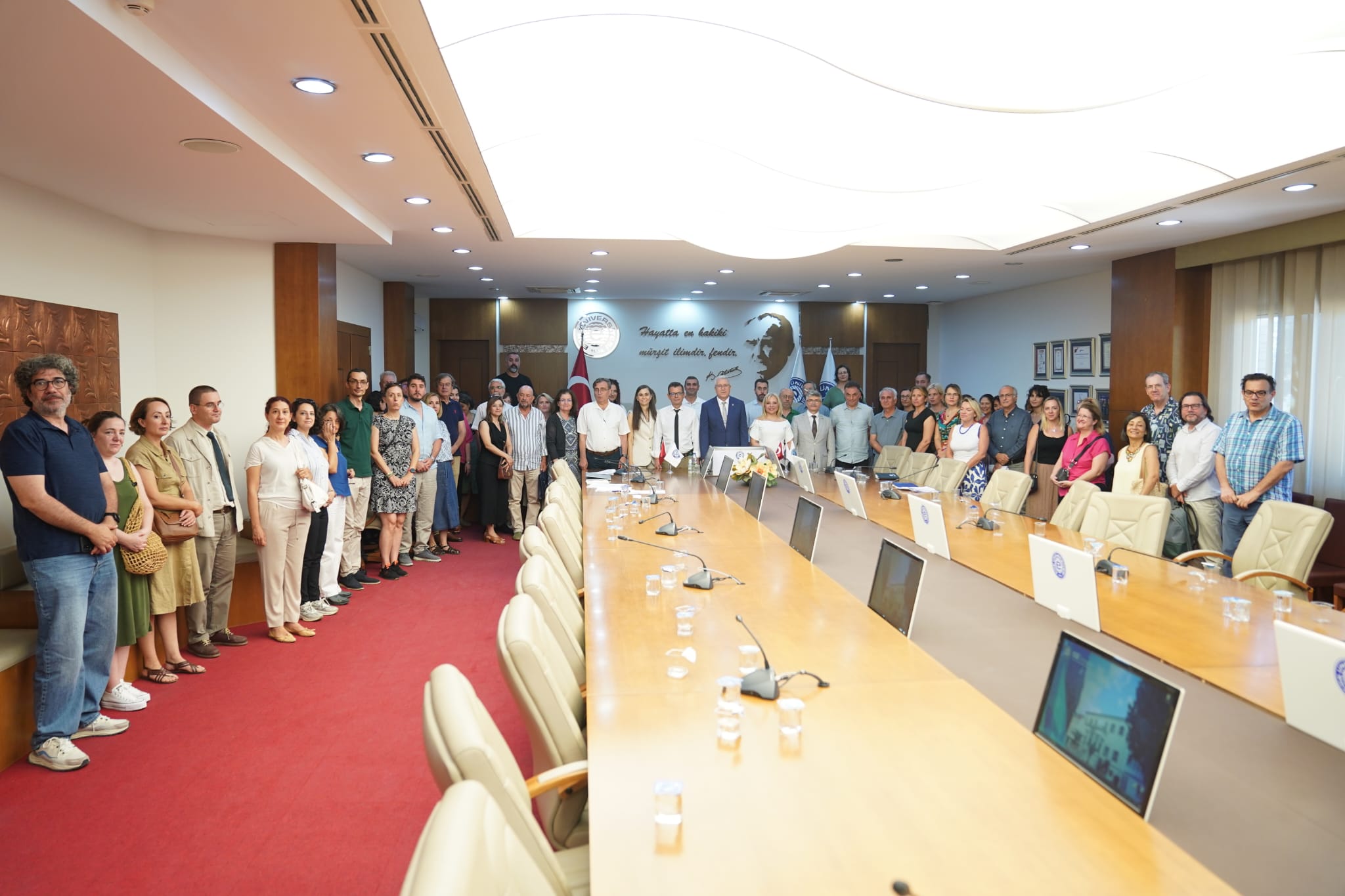 +++++Ege Üniversitesinde Yeni Akademik Yıl Hedefleri Ortak Akılla Belirleniyor (52)