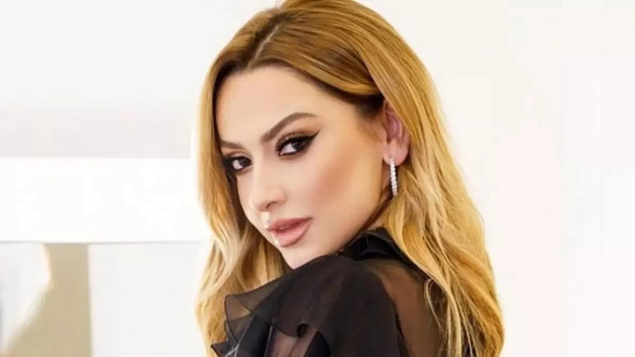 Hadise (2)