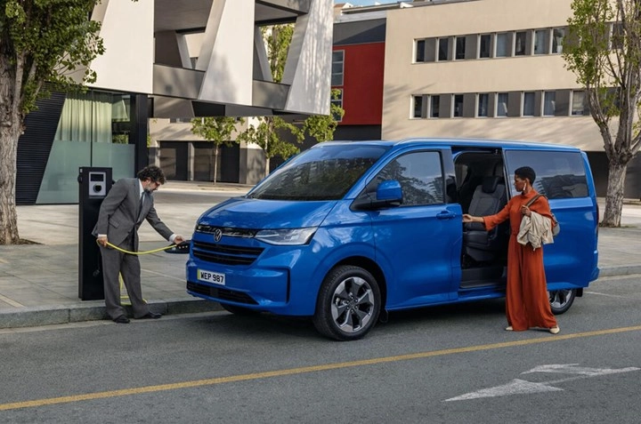 Volkswagen’den 312 km menzilli yeni elektrikli ticari araç Shuttle ve Kombi modelleri tanıtıldı-1