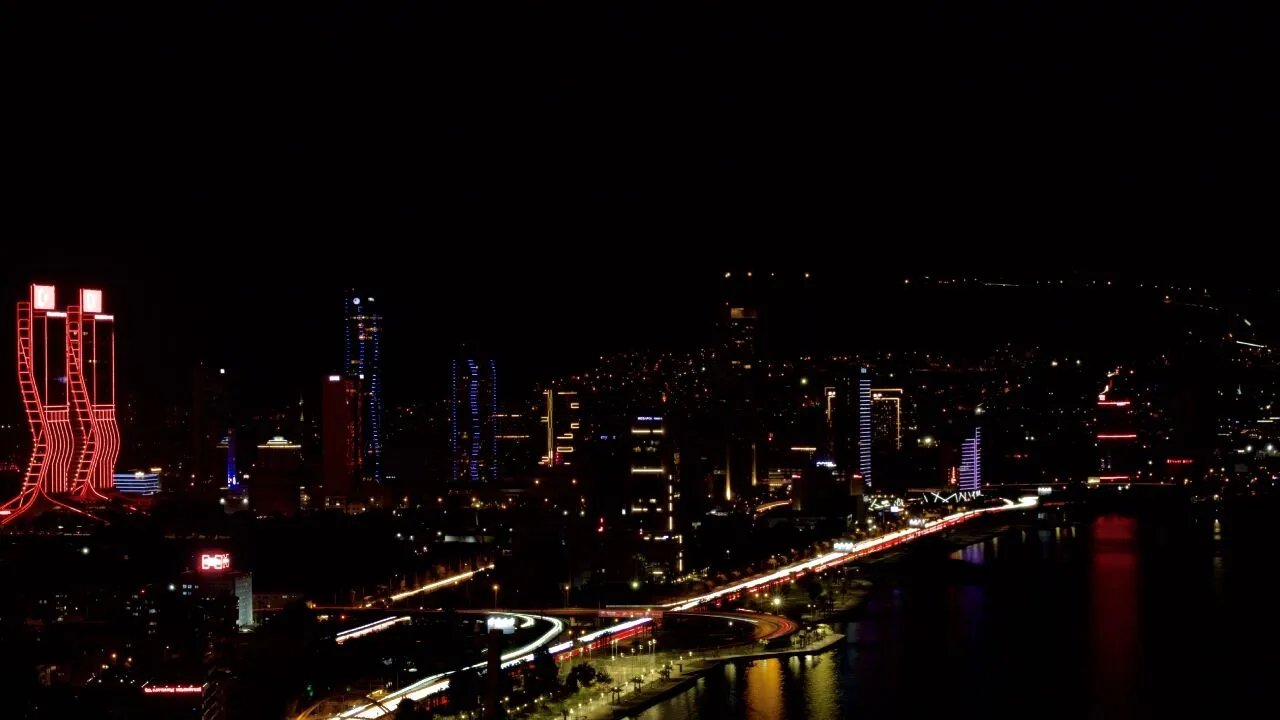 Izmir Gece 3 1