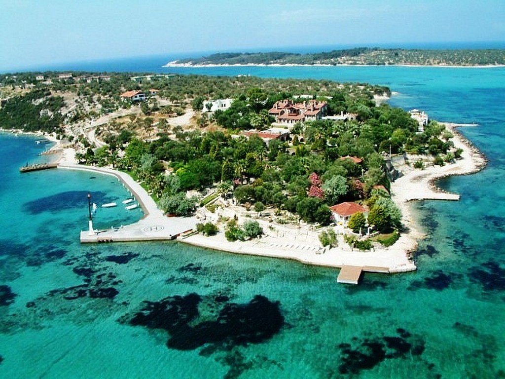 Kalem Island