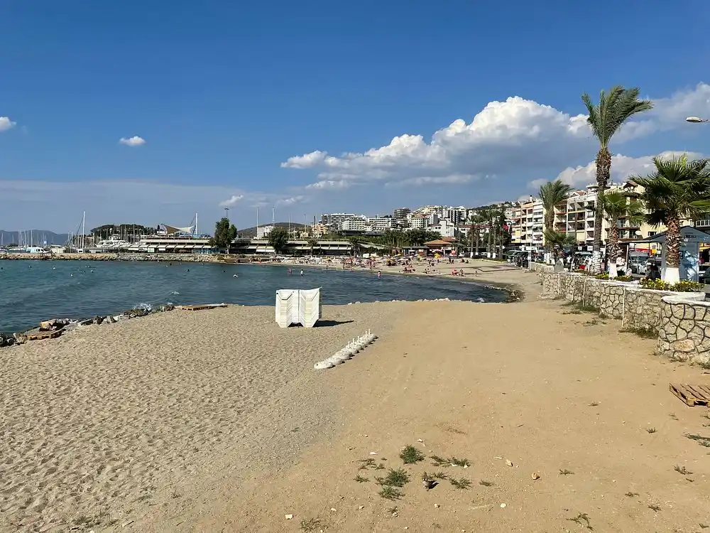 Kusadasi Sahil